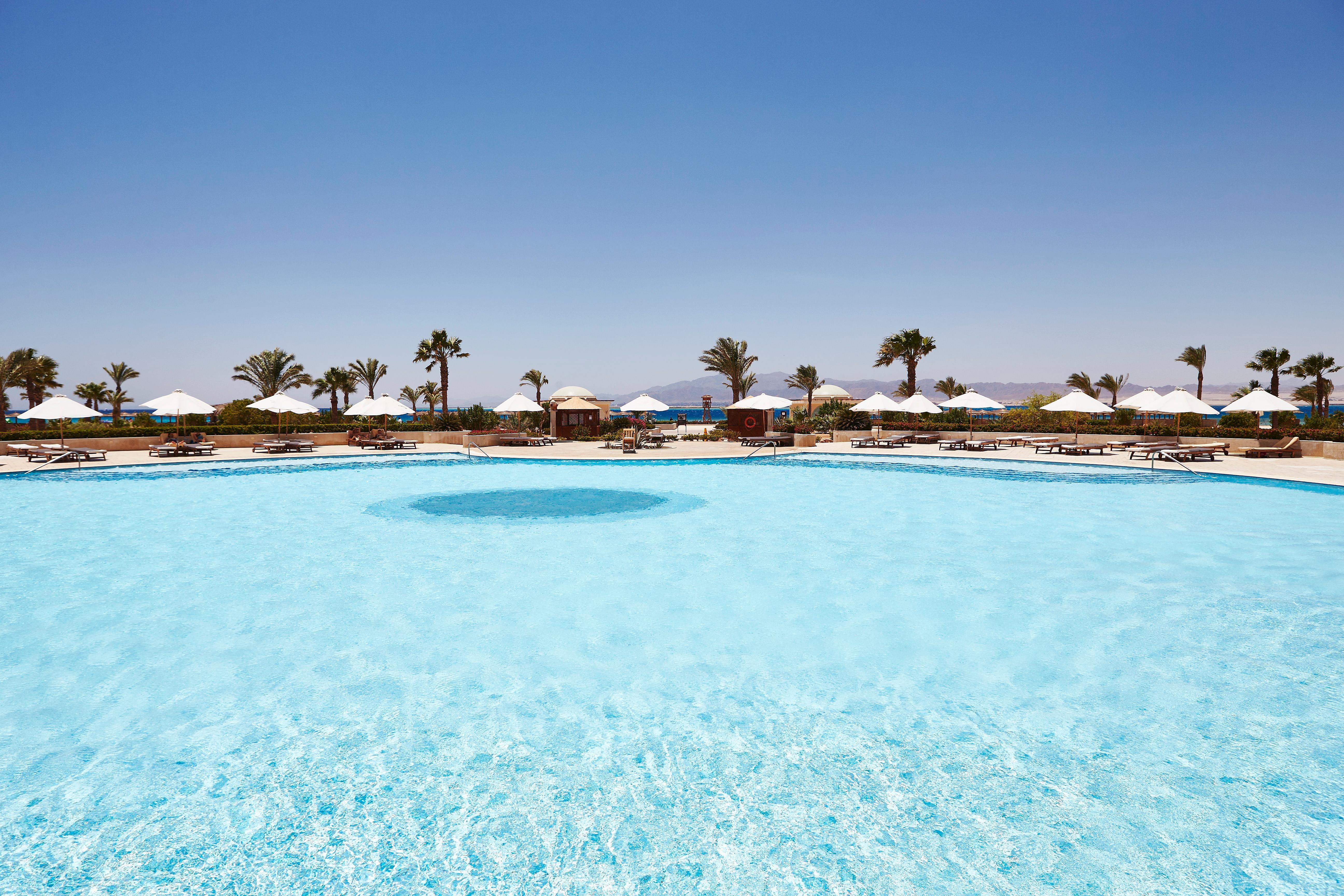 Kempinski Hotel Soma Bay Exterior photo The swimming pool at the Hilton Sharm El-Sheikh Resort