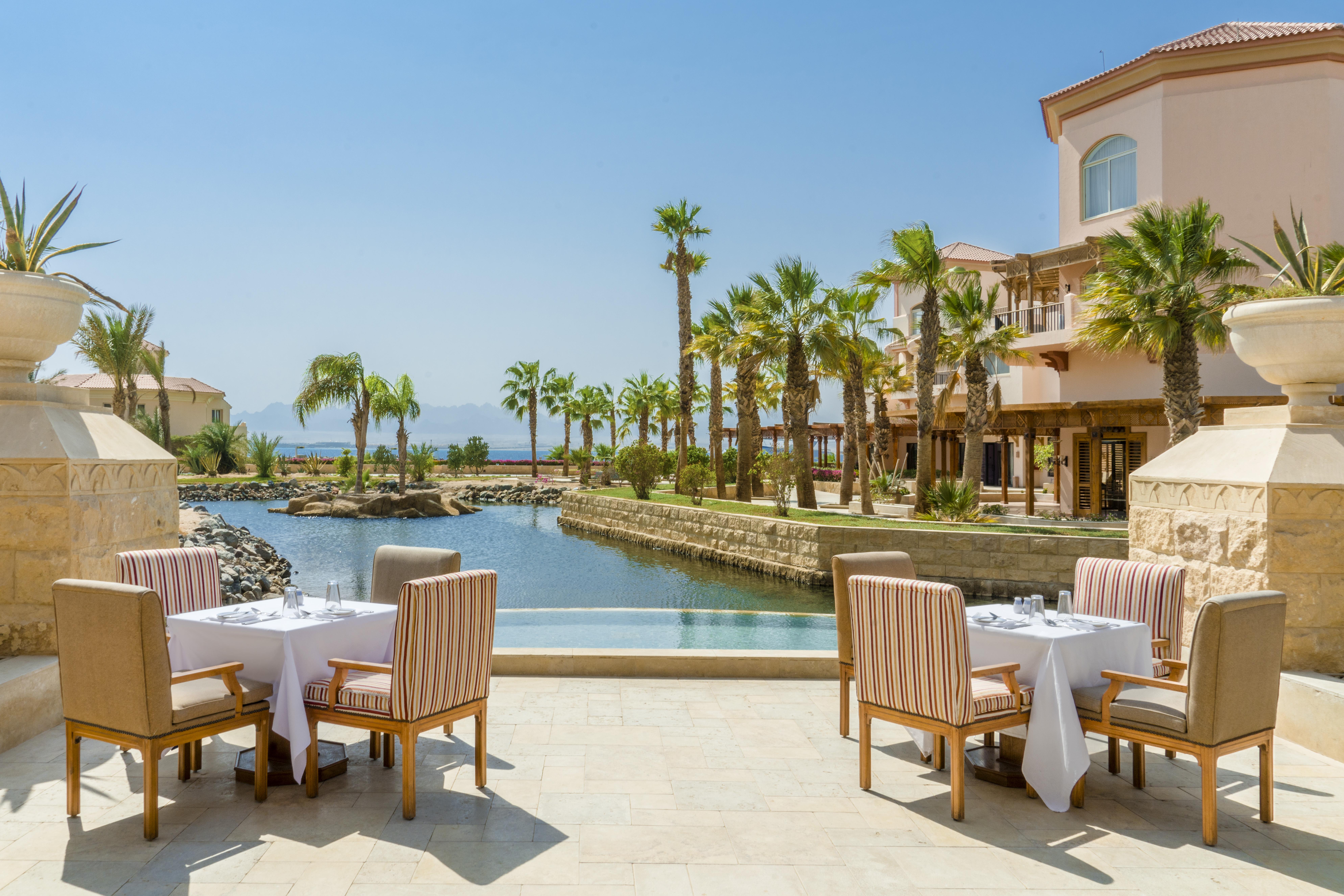 Kempinski Hotel Soma Bay Exterior photo The resort's lagoon